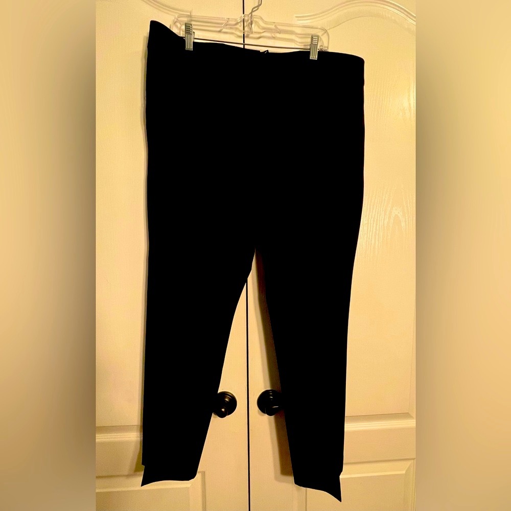 Black Ann Taylor Curvy Trousers Size 16, 28” Inseam